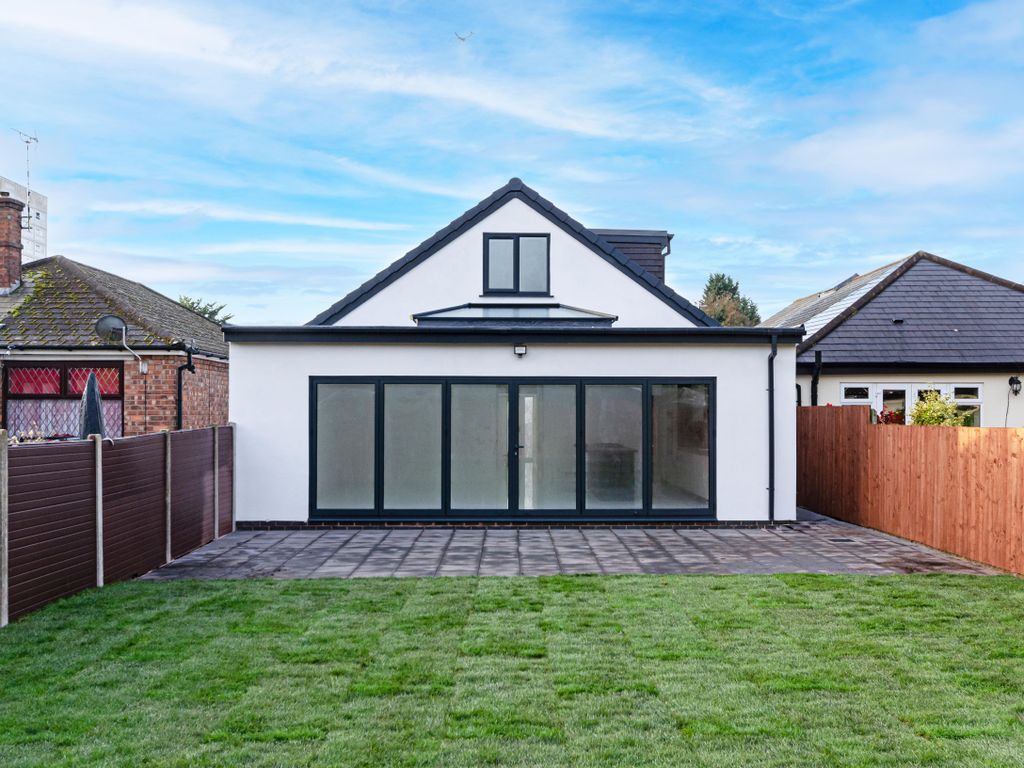 4 bed bungalow for sale in Little Green Lanes, Sutton Coldfield B73, £550,000