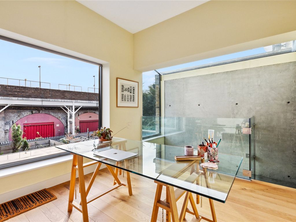 5 bed terraced house for sale in Frithville Gardens, London W12, £2,000,000