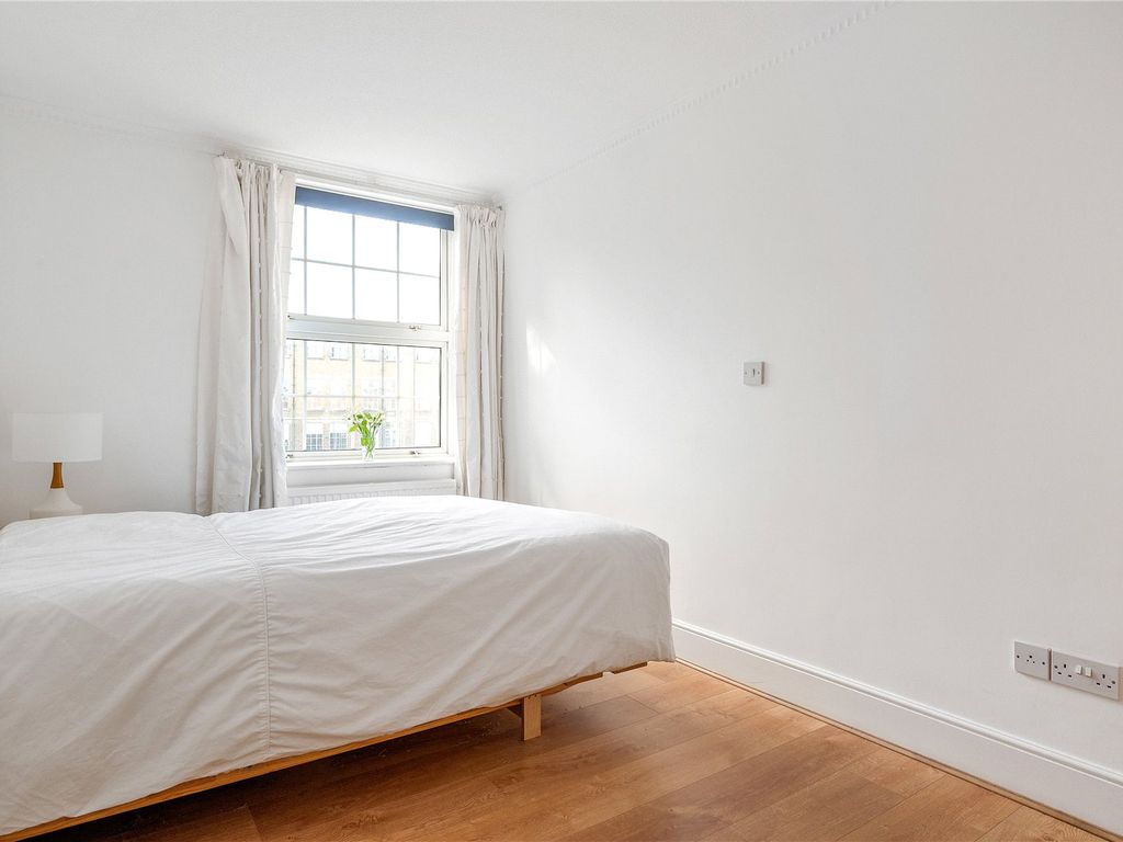 1 bed flat for sale in Whiston House, Bingham Court, Halton Road, London N1, £465,000