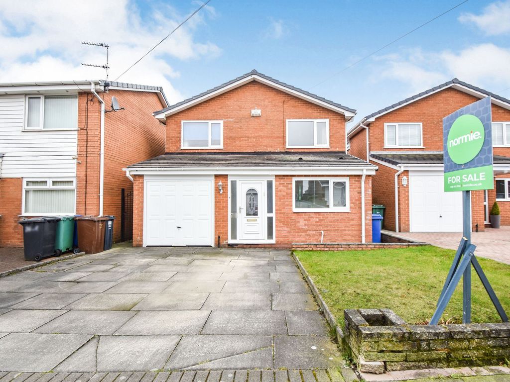 4 bed detached house for sale in Raglan Avenue, Whitefield M45, £375,000