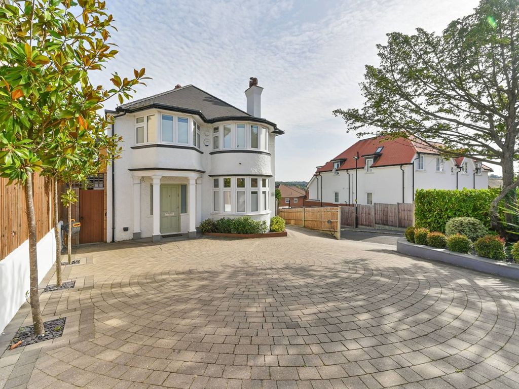 3 bed detached house for sale in Pampisford Road, Croydon, Purley CR8, £1,000,000
