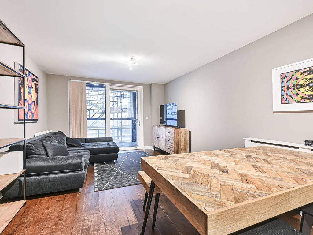 1 bed flat to rent in Dalston Square, Dalston, London E8, £3,250 pcm
