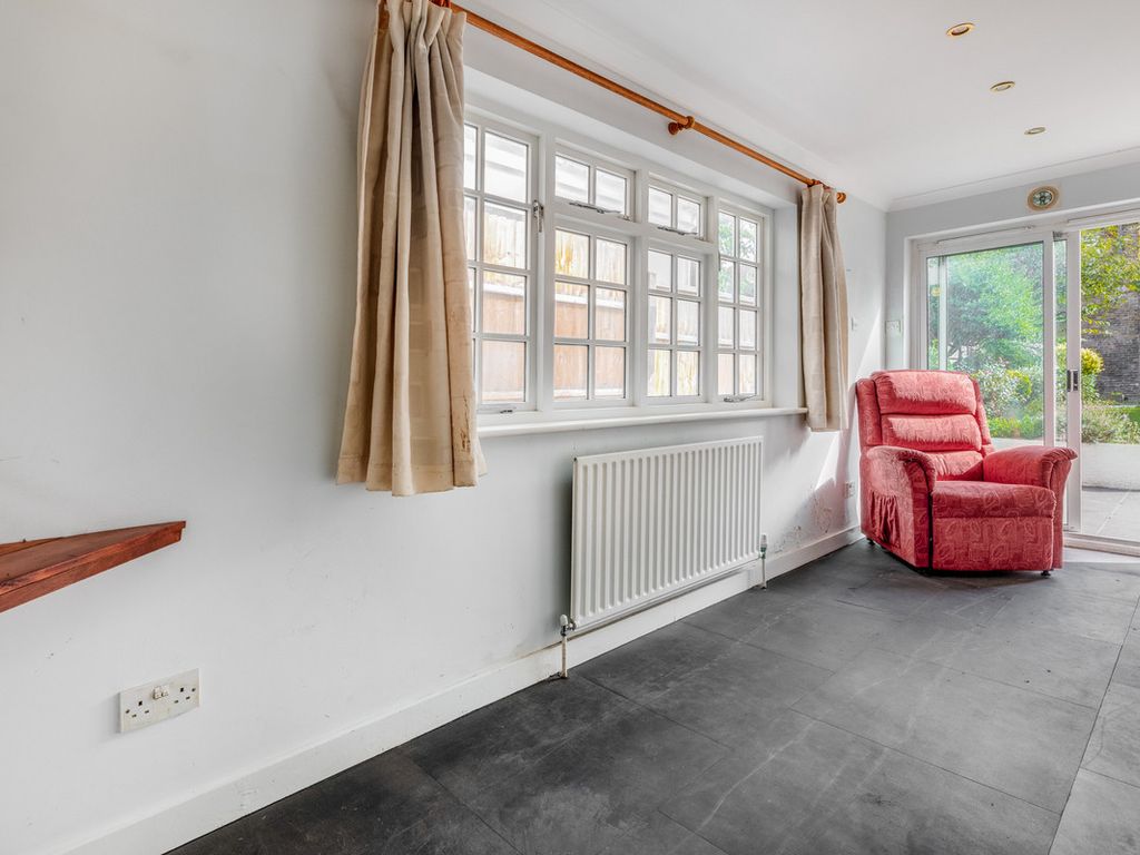 4 bed detached house for sale in Bellamy Street, London SW12, £1,000,000