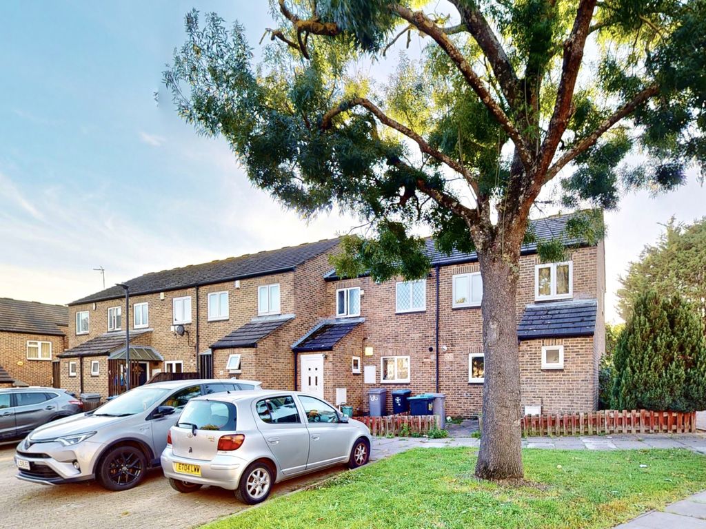 2 bed terraced house for sale in Aspen Drive, Wembley HA0, £489,950