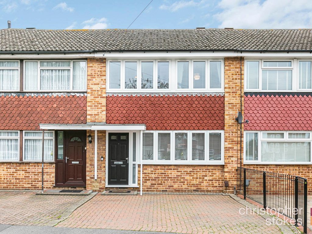 3 bed terraced house for sale in Hobbs Close, Cheshunt EN8, £425,000