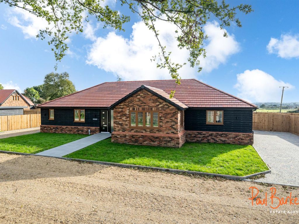 New home, 4 bed detached bungalow for sale in Bayeux Oaks Road, Kimpton Road, Kimpton SG4, £1,100,000