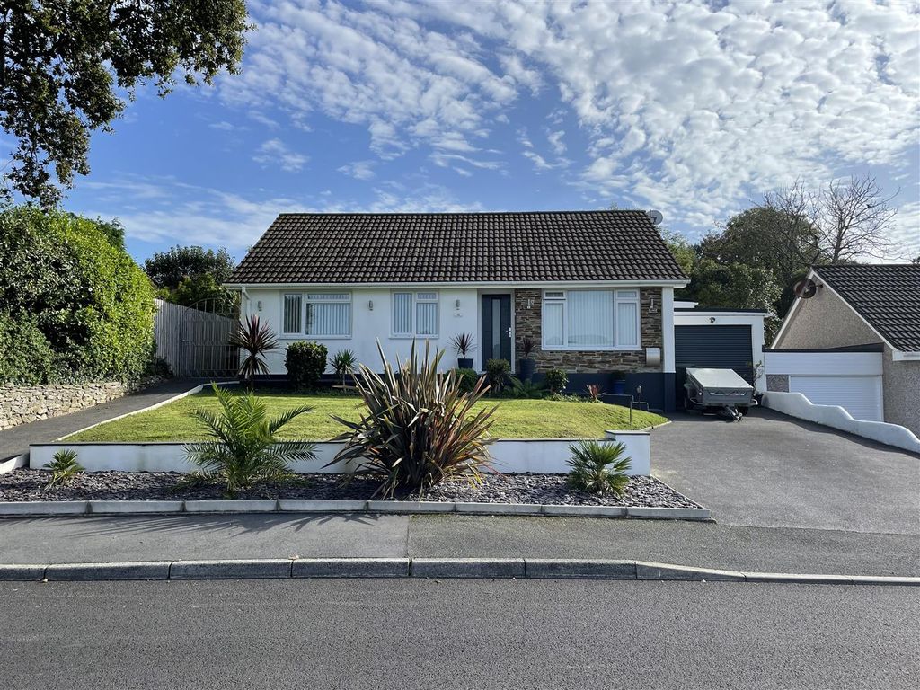 4 bed detached bungalow for sale in Porthmeor Road, St. Austell PL25, £545,000