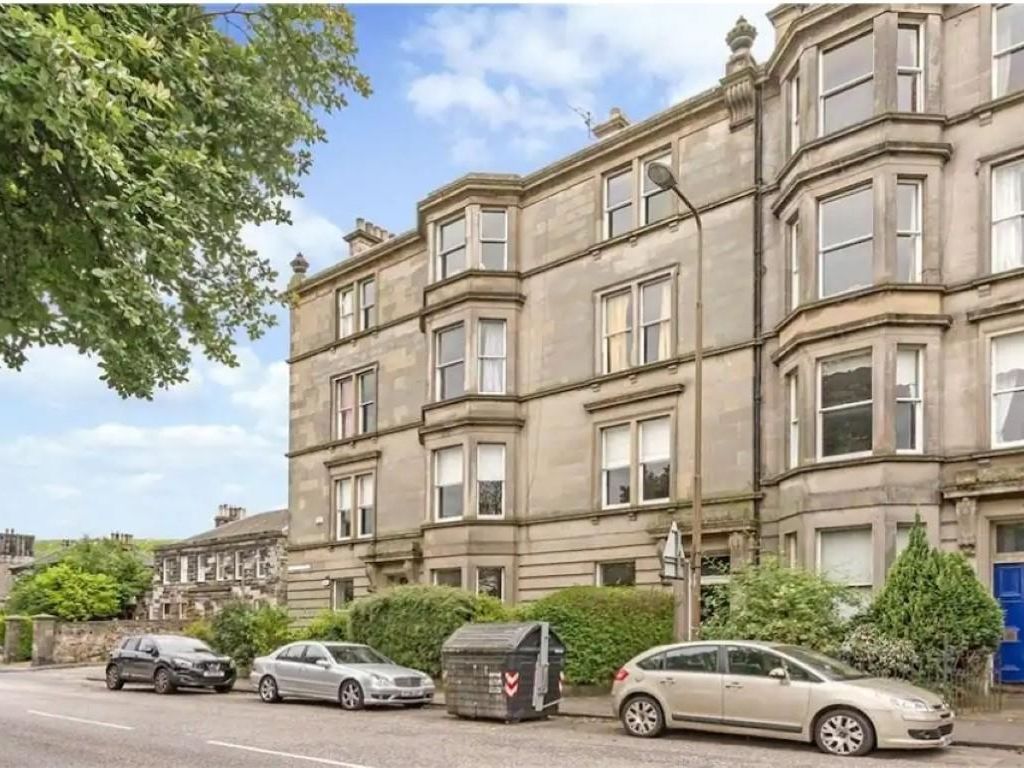 3 bed flat to rent in Gladstone Place, Leith Links, Edinburgh EH6, £2,200 pcm