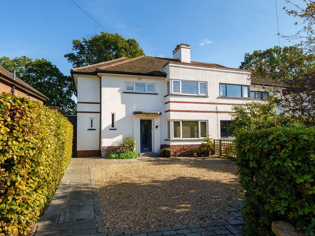 4 bed semi-detached house for sale in Bearton Green, Hitchin SG5, £925,000