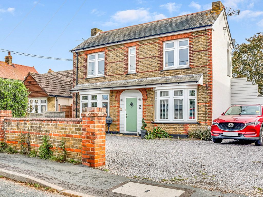 3 bed detached house for sale in Little Wakering Road, Barling Magna SS3, £525,000