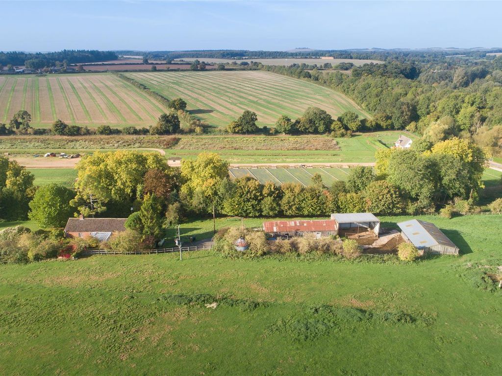 3 bed country house for sale in Cattle Lane, Abbotts Ann, Andover SP11, £1,200,000