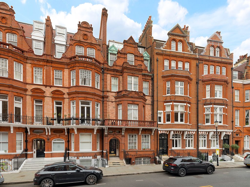 2 bed flat for sale in Draycott Place, London SW3, £1,725,000
