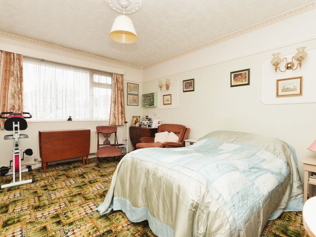 2 bed bungalow for sale in Barton Drive, Barton On Sea, New Milton, Hampshire BH25, £500,000