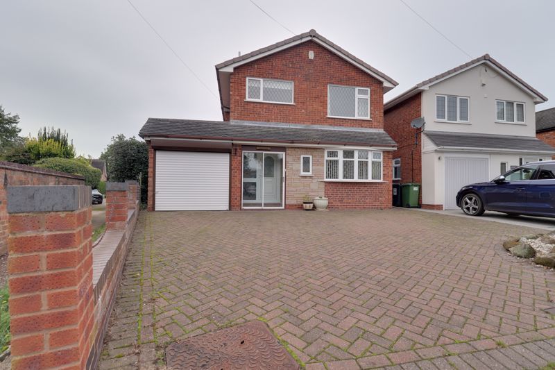 4 bed detached house for sale in Lower Penkridge Road, Acton Trussell, Stafford ST17, £335,000