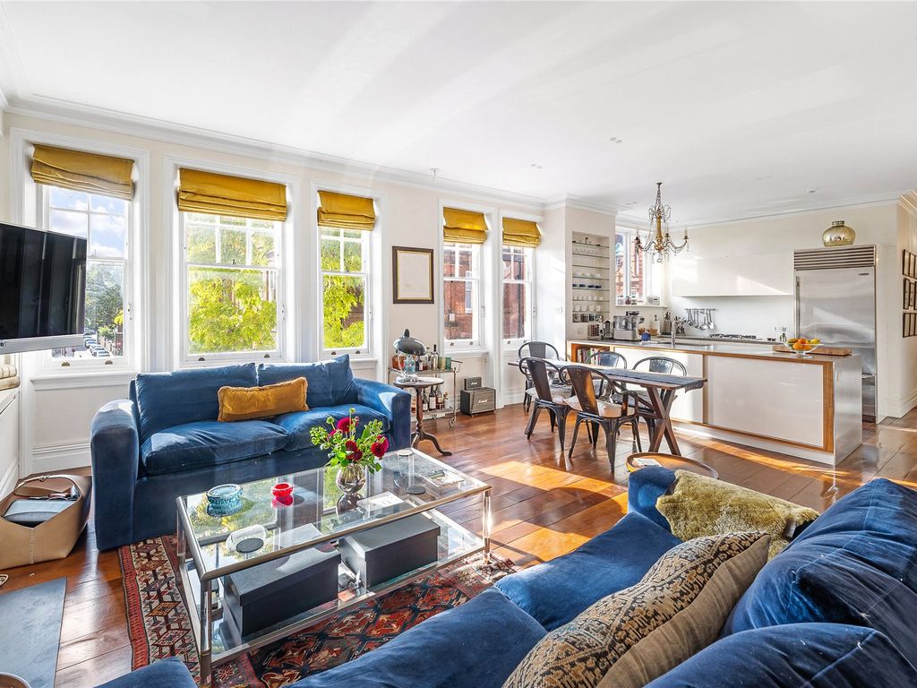 3 bed flat for sale in Draycott Place, London SW3, £2,250,000