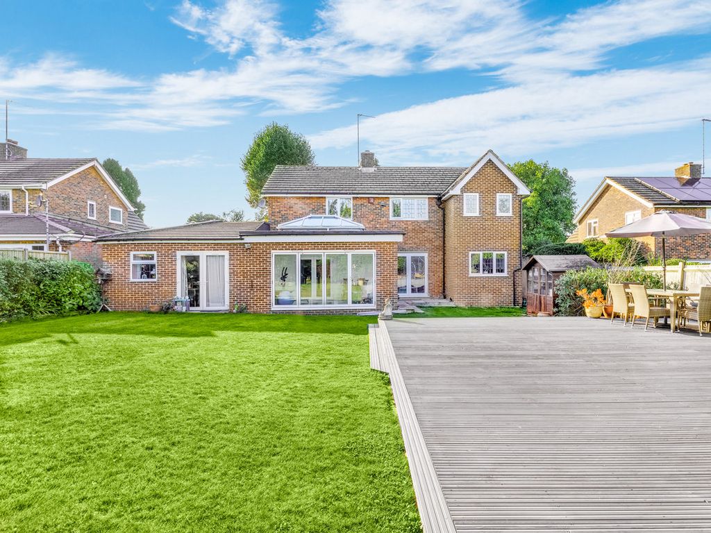 6 bed detached house for sale in Marks Road, Warlingham CR6, £1,200,000