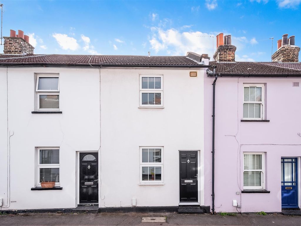 2 bed terraced house for sale in Providence Place, Epsom KT17, £425,000