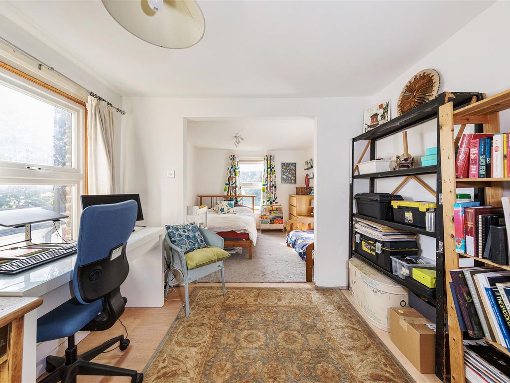 3 bed property for sale in Odessa Road, London E7, £650,000