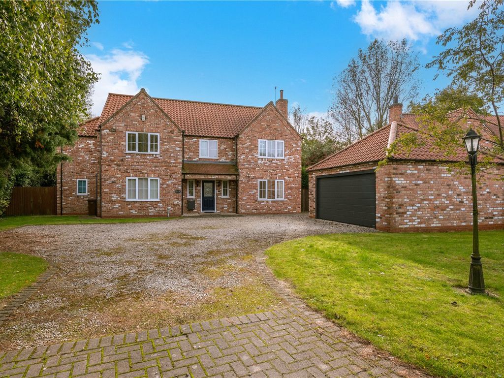 5 bed detached house for sale in Main Street, Dorrington, Lincoln, Lincolnshire LN4, £650,000
