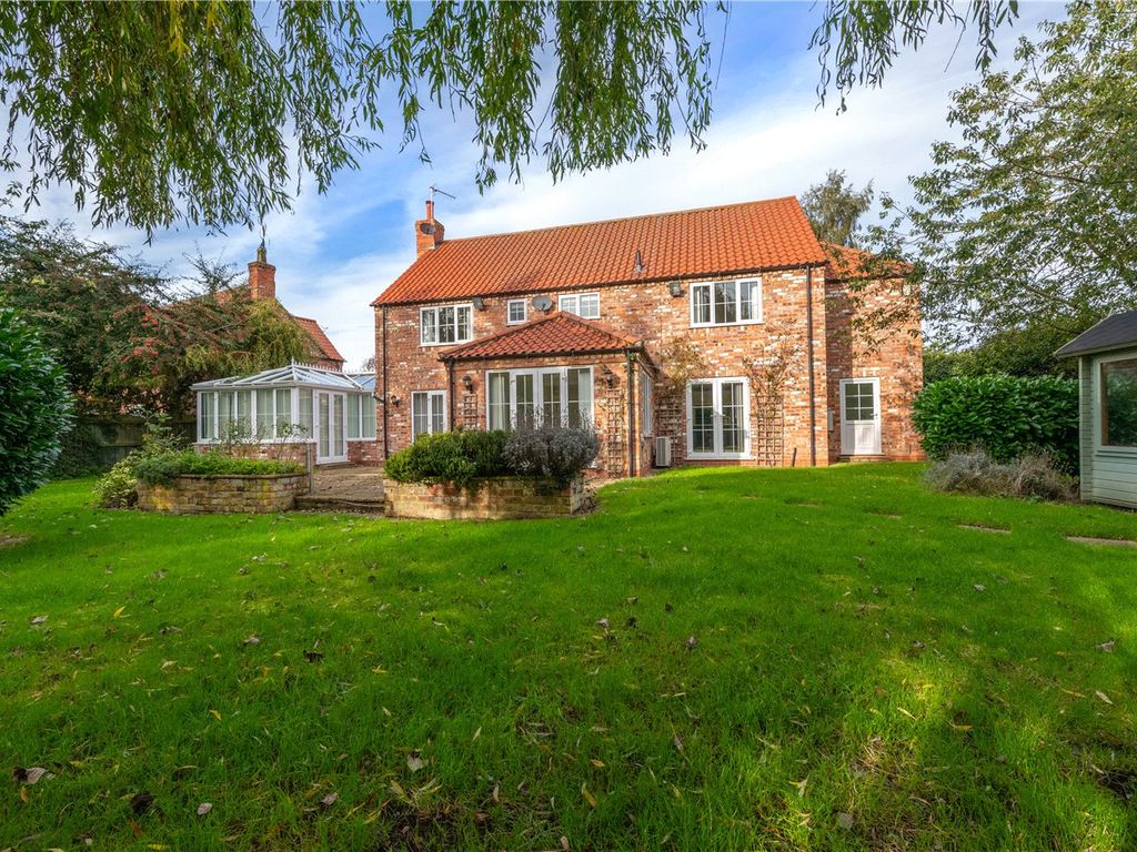 5 bed detached house for sale in Main Street, Dorrington, Lincoln, Lincolnshire LN4, £650,000