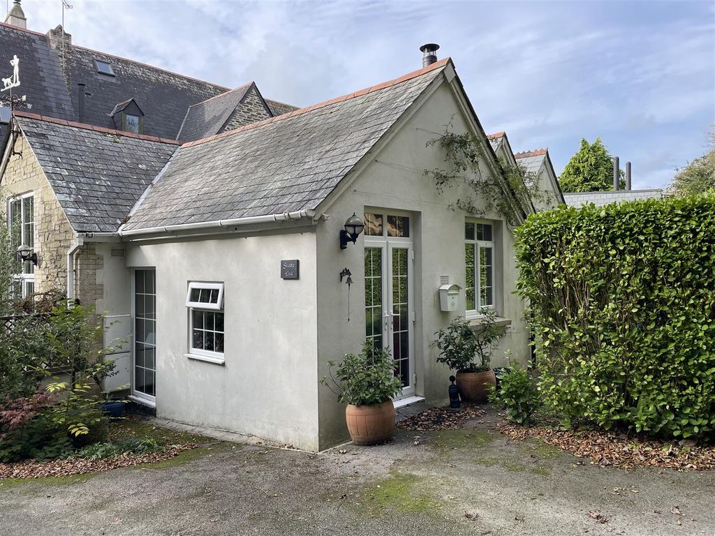 1 bed semi-detached house for sale in Lostwithiel PL22, £350,000