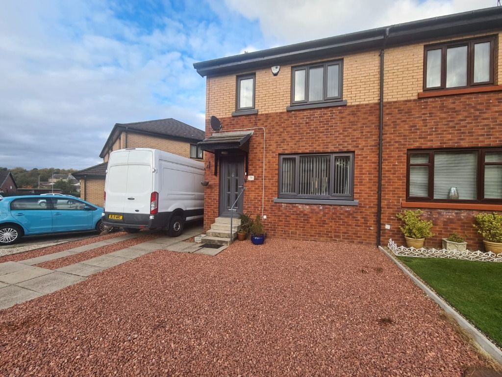 3 bed semi-detached house to rent in The Moorings, Paisley, Renfrewshire PA2, £1,500 pcm