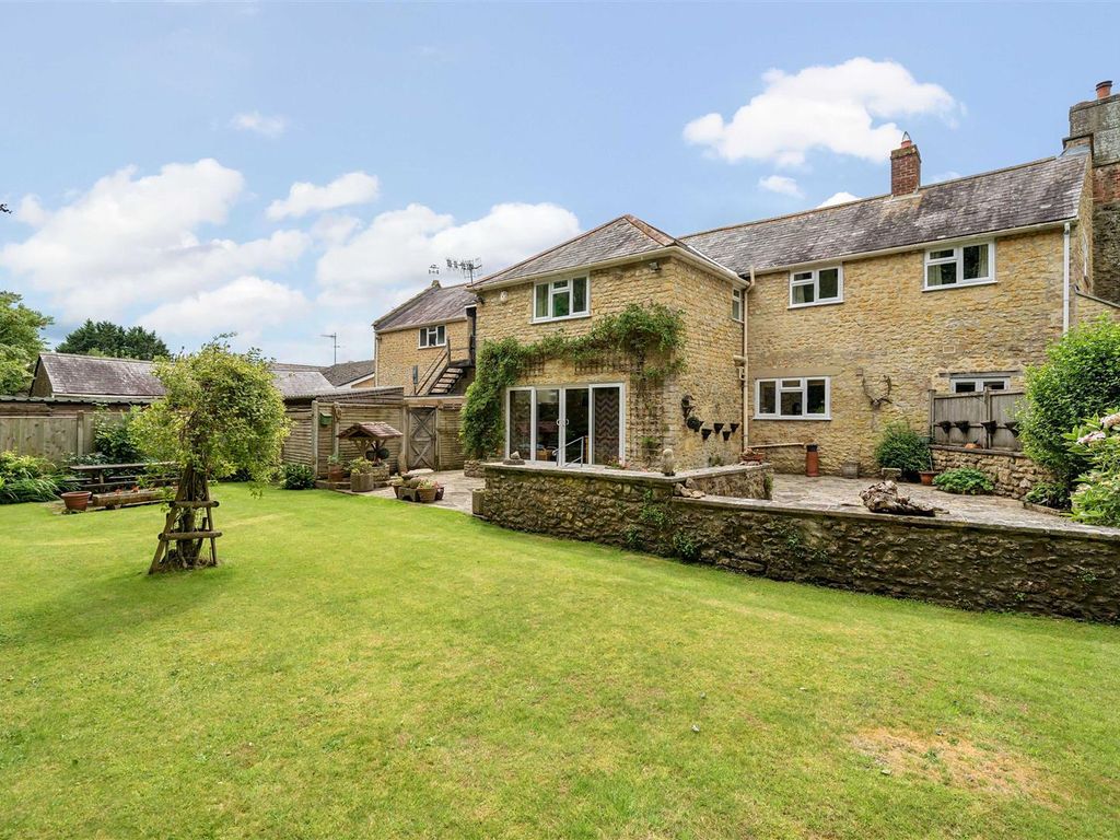 4 bed town house for sale in Fleet Street, Beaminster DT8, £835,000