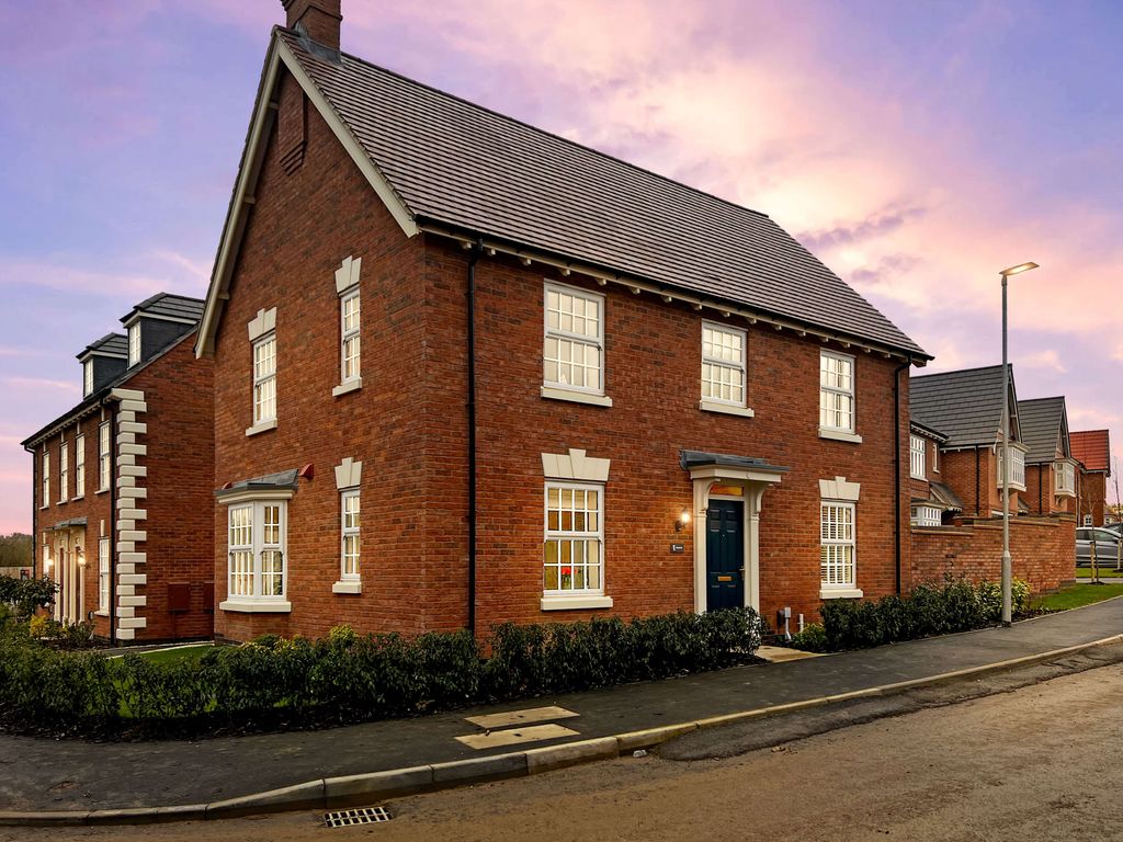 4 bed detached house for sale in Hardy Road, Market Harborough LE16, £495,000