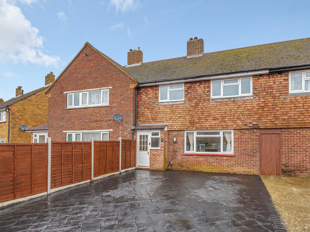 3 bed terraced house for sale in Stirling Drive, Orpington BR6, £550,000
