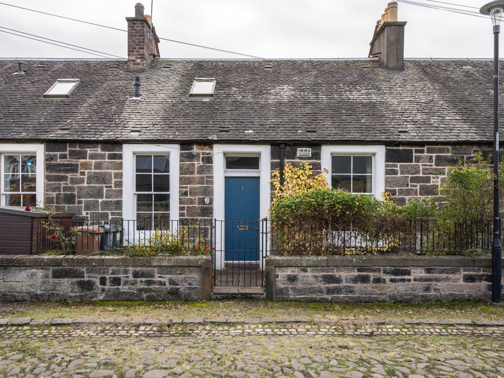 3 bed cottage for sale in Pembroke Place, Edinburgh EH12, £530,000