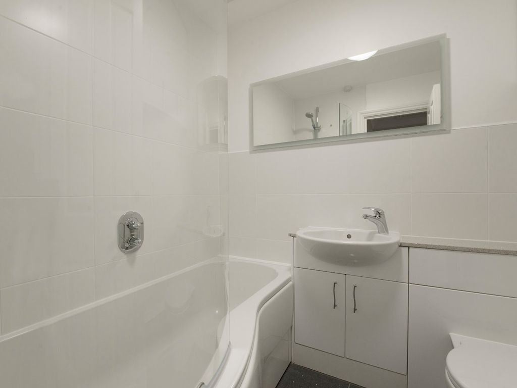 2 bed flat for sale in Albany Mews, Barnsbury N1, £630,000