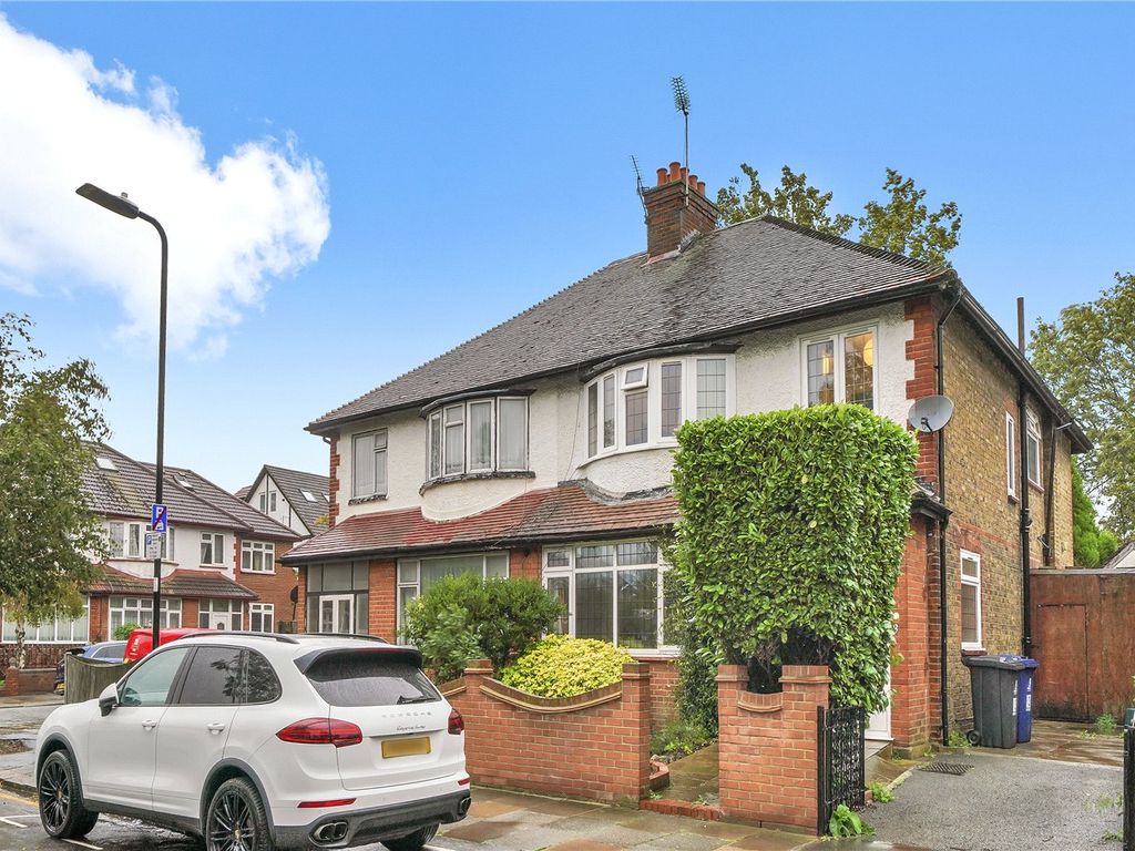 3 bed semi-detached house for sale in Gunnersbury Crescent, Acton, London W3, £900,000