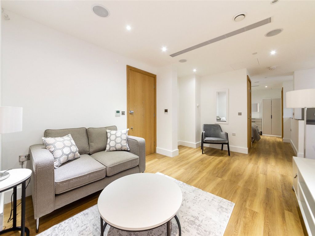 Studio for sale in 4-7 Red Lion Court, London EC4A, £500,000