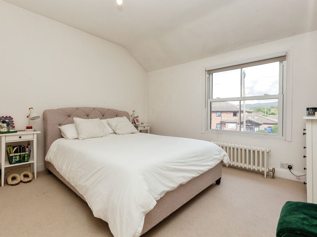2 bed terraced house for sale in Aylesbury Road, Wendover, Aylesbury HP22, £415,000