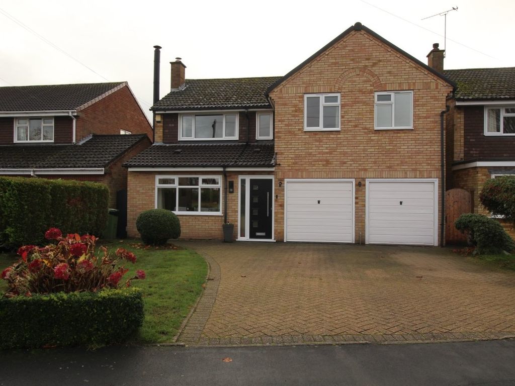 5 bed detached house for sale in Burnham Avenue, Stafford ST17, £495,000