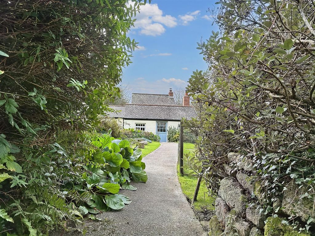 2 bed cottage for sale in Lower Polladras, Breage, Helston TR13, £450,000