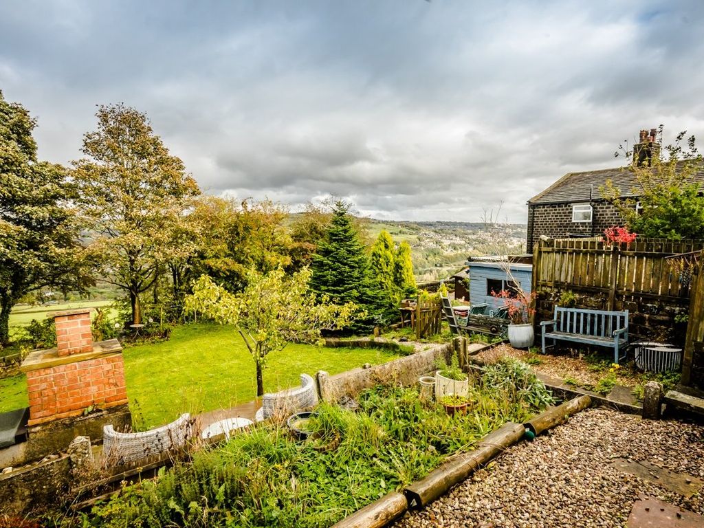 4 bed end terrace house for sale in Mount Pleasant, Sowerby Bridge HX6, £350,000