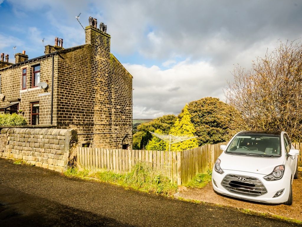 4 bed end terrace house for sale in Mount Pleasant, Sowerby Bridge HX6, £350,000