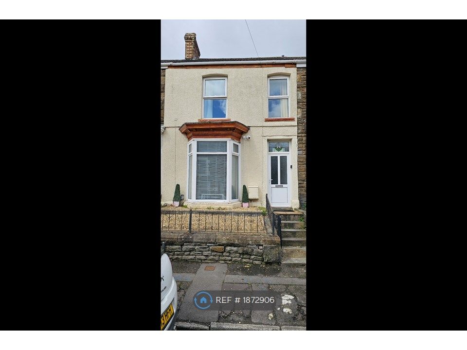 4 bed terraced house to rent in Rhondda Street, Swansea SA1, £1,900 pcm