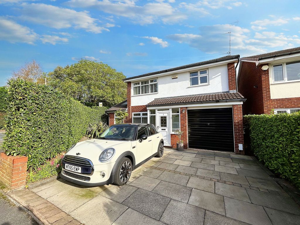 3 bed detached house for sale in Morley Avenue, Swinton M27, £395,000