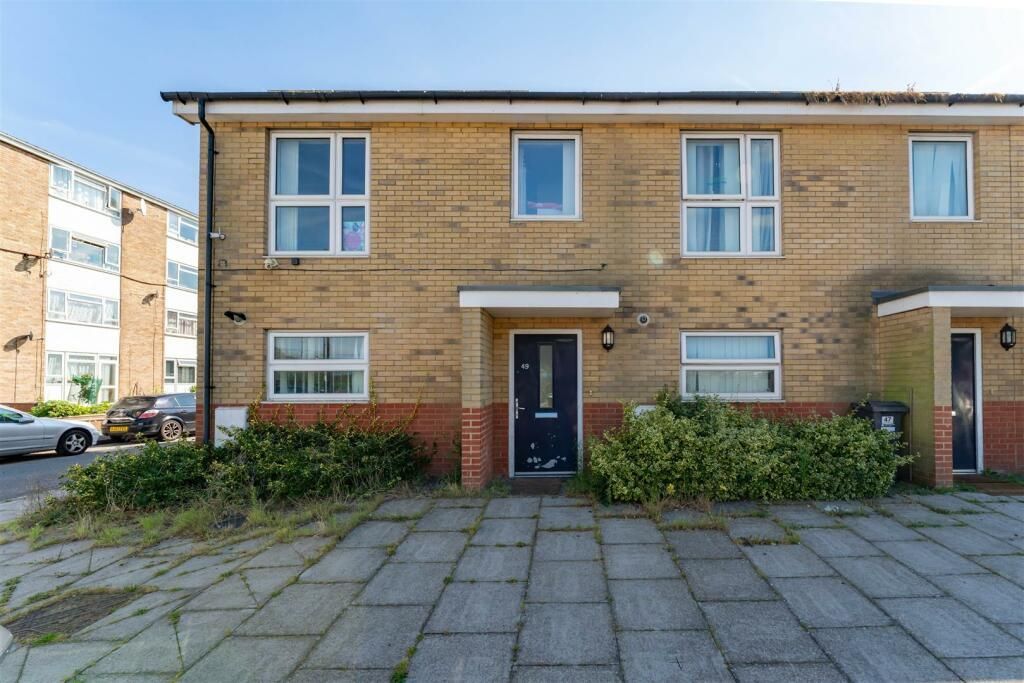 3 bed property for sale in Crane Lodge Road, Heston, Hounslow TW5, £550,000