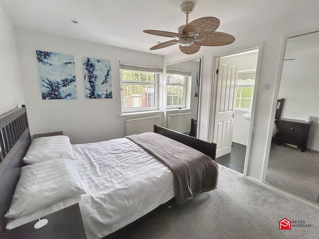 4 bed semi-detached house for sale in Glan-Y-Parc, Bridgend, Bridgend County. CF31, £400,000