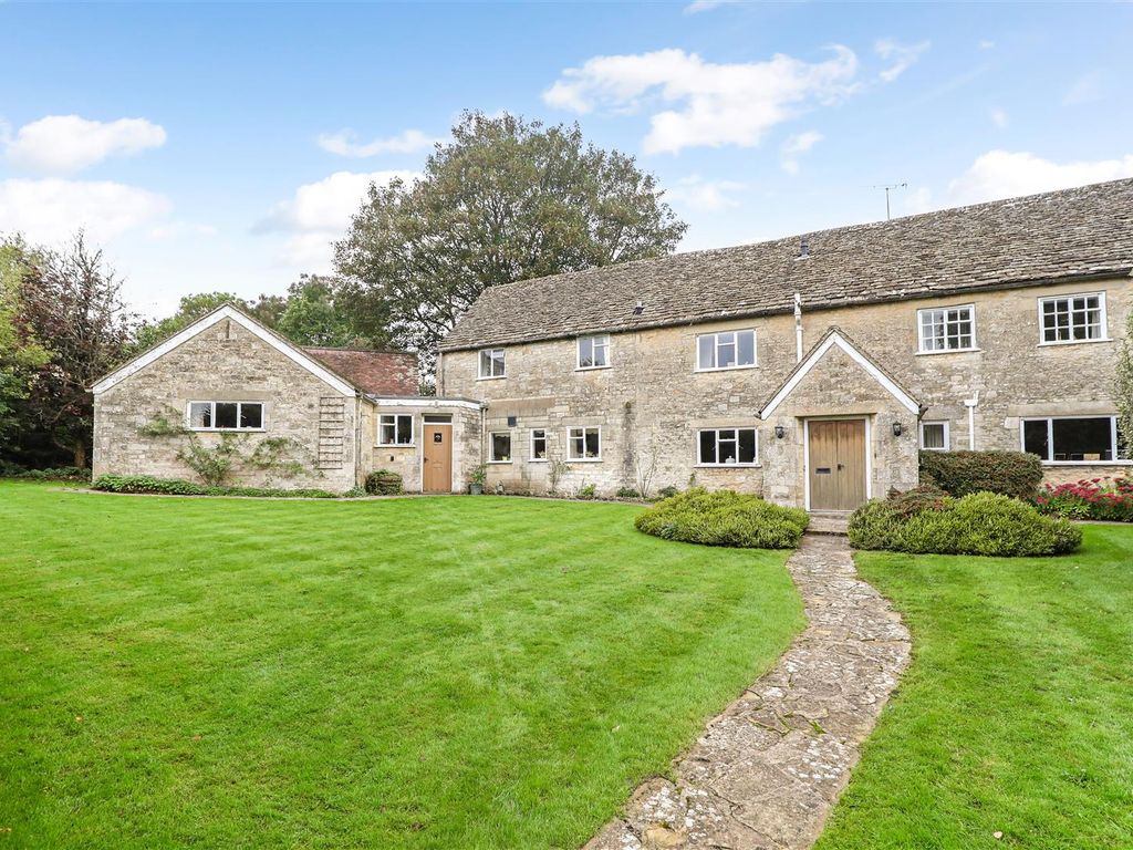 6 bed property for sale in New Road, Minchinhampton, Stroud GL6, £800,000