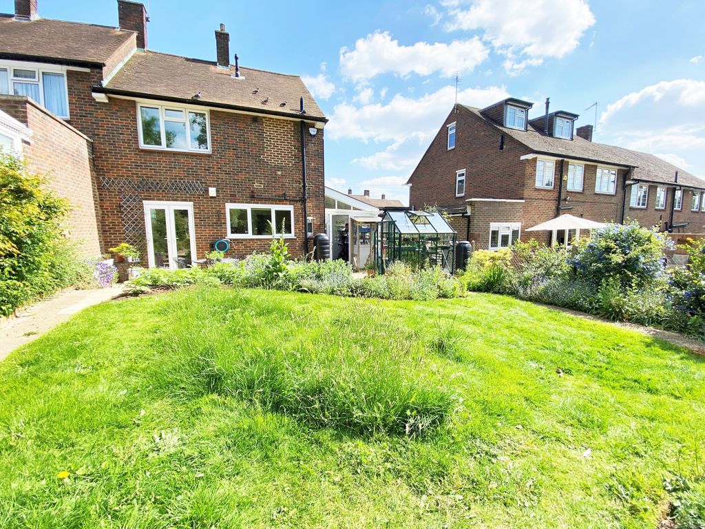 3 bed semi-detached house for sale in Wilton Road, Cockfosters EN4, £695,000