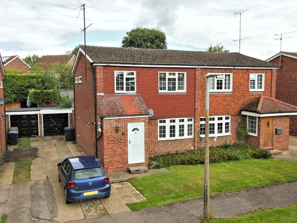 3 bed semi-detached house for sale in Abbots Close, Datchworth, Hertfordshire SG3, £450,000