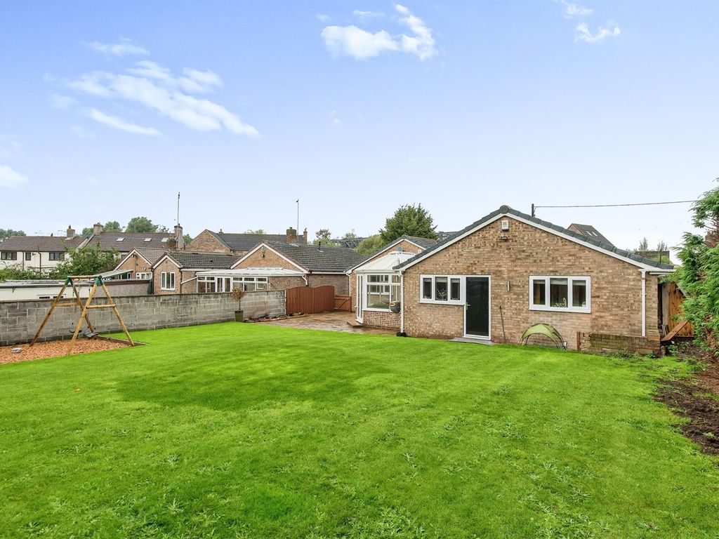 3 bed detached bungalow for sale in Low Street, Brotherton, Knottingley WF11, £350,000