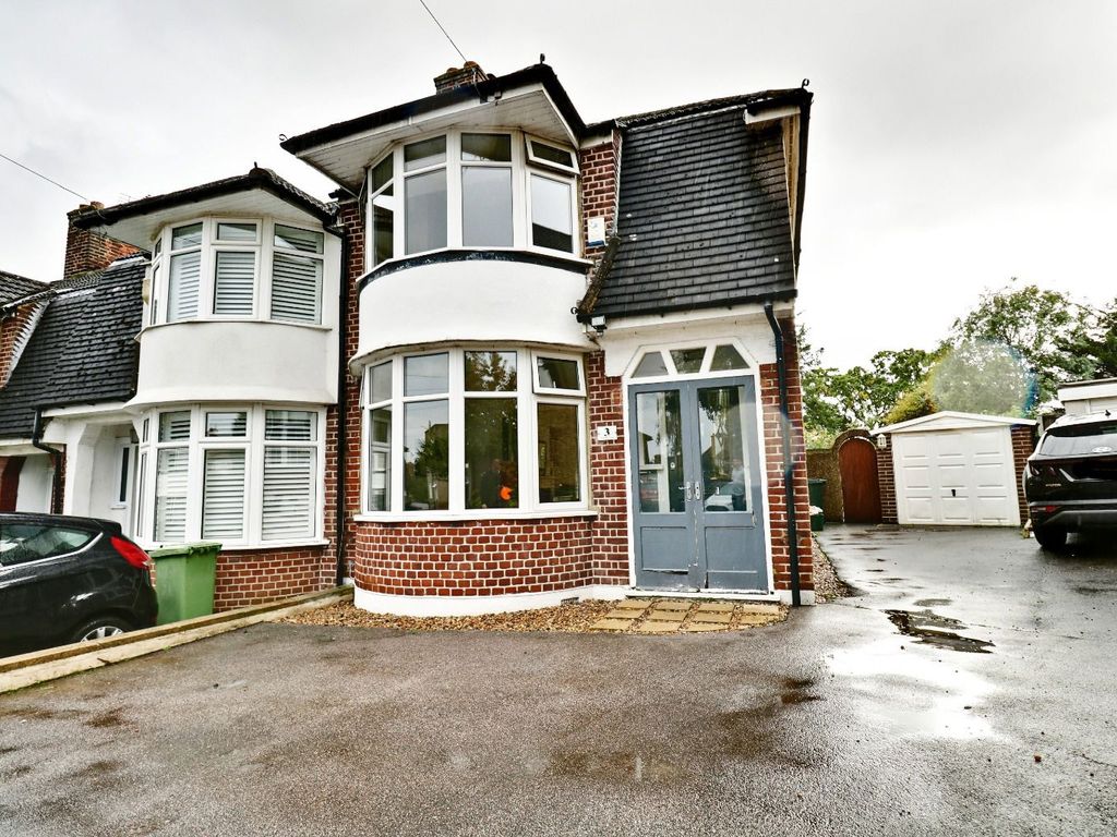 2 bed terraced house for sale in Barham Close, Chislehurst BR7, £450,000