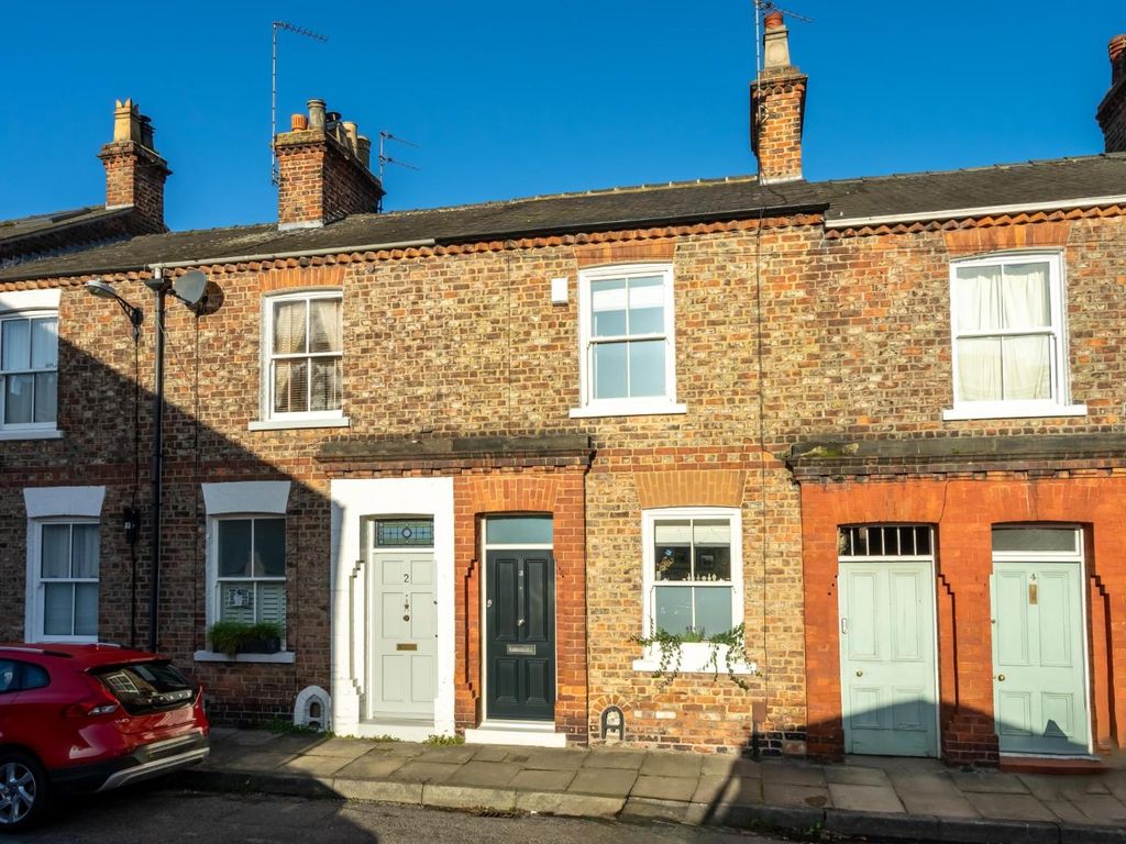 2 bed terraced house for sale in Falkland Street, Bishophill, York YO1, £365,000