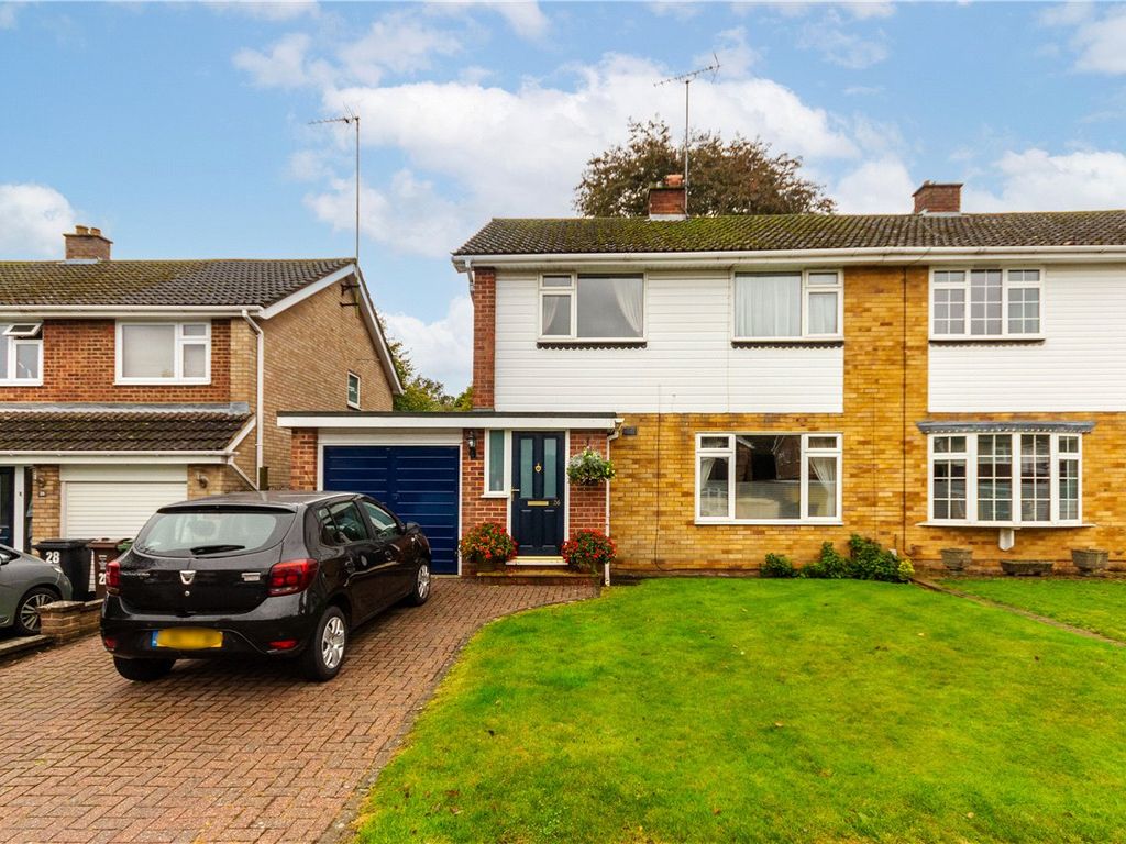 3 bed semi-detached house for sale in Ben Austins, Redbourn, St. Albans, Hertfordshire AL3, £575,000
