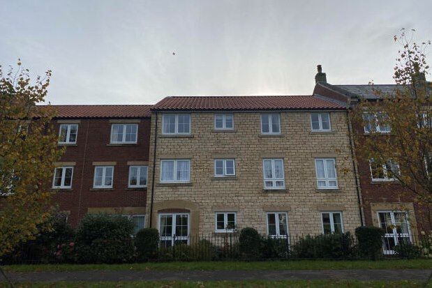 2 bed flat to rent in Ryebeck Court, Pickering YO18, £650 pcm
